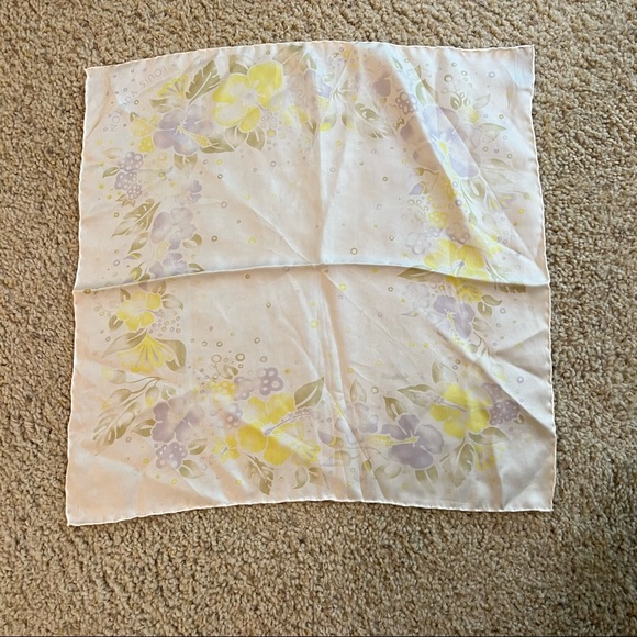 LOUIS VUITTON authentic scarf - Picture 3 of 4